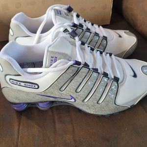 Nike Shox NZ women's size 9